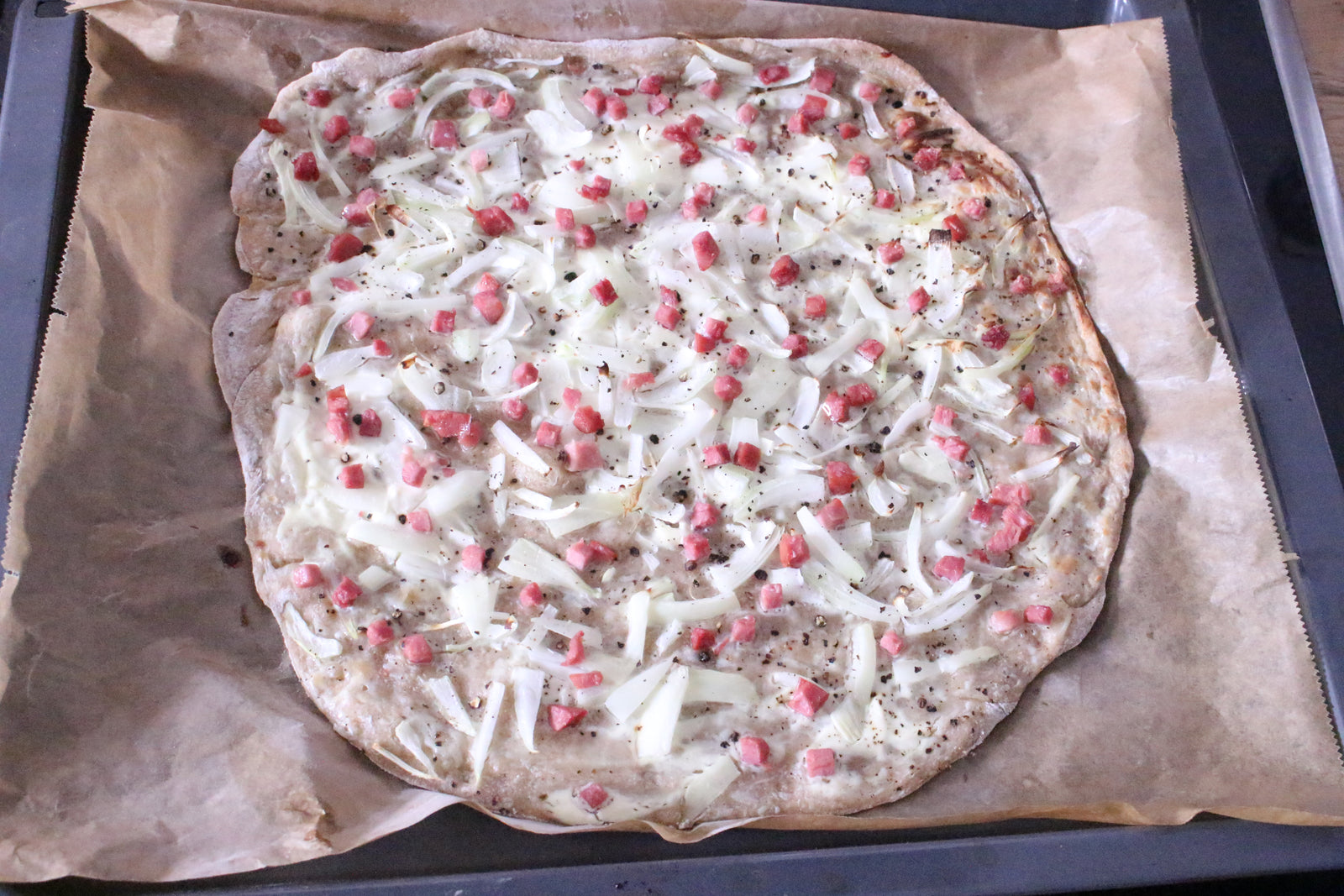 Proteinreicher Flammkuchen